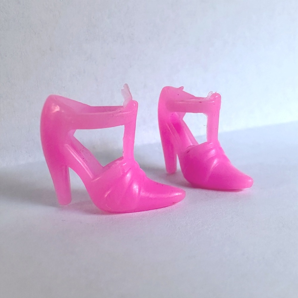 Vintage Barbie Accessories Shoes T-Strap Ankle Strap Heels Pink 70s